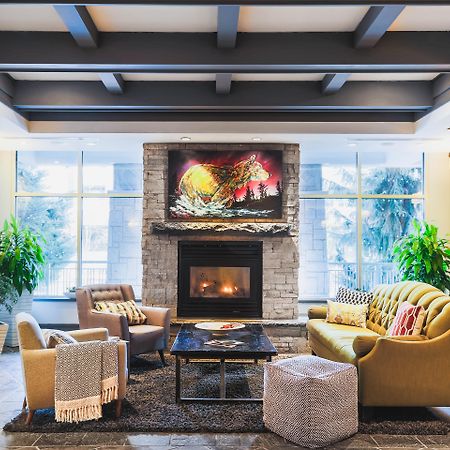 Summit Lodge Boutique Hotel By Paradox Whistler Bagian luar foto