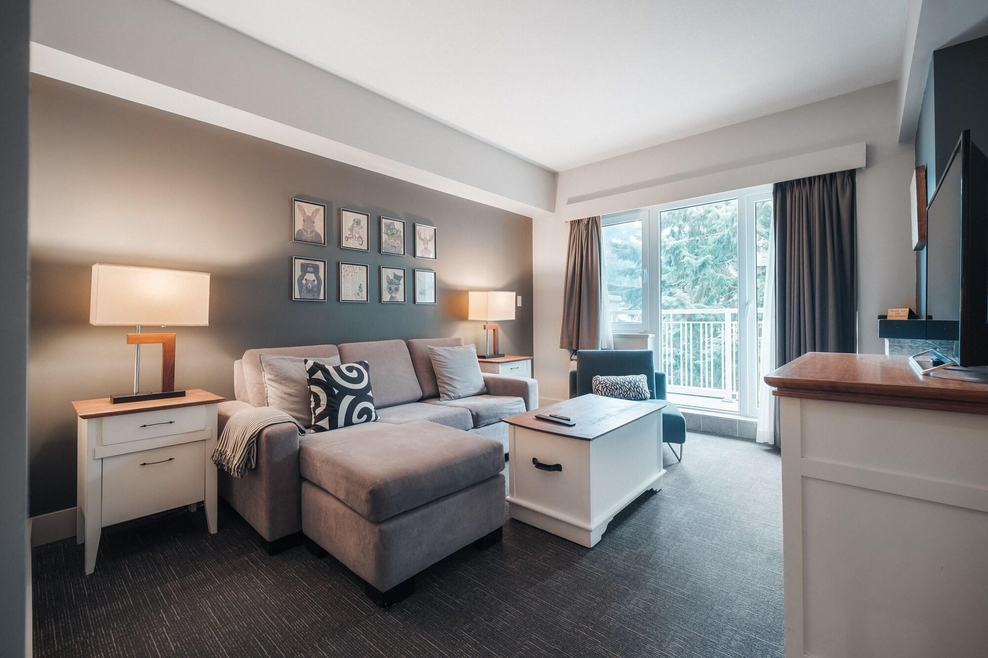 Summit Lodge Boutique Hotel By Paradox Whistler Bagian luar foto