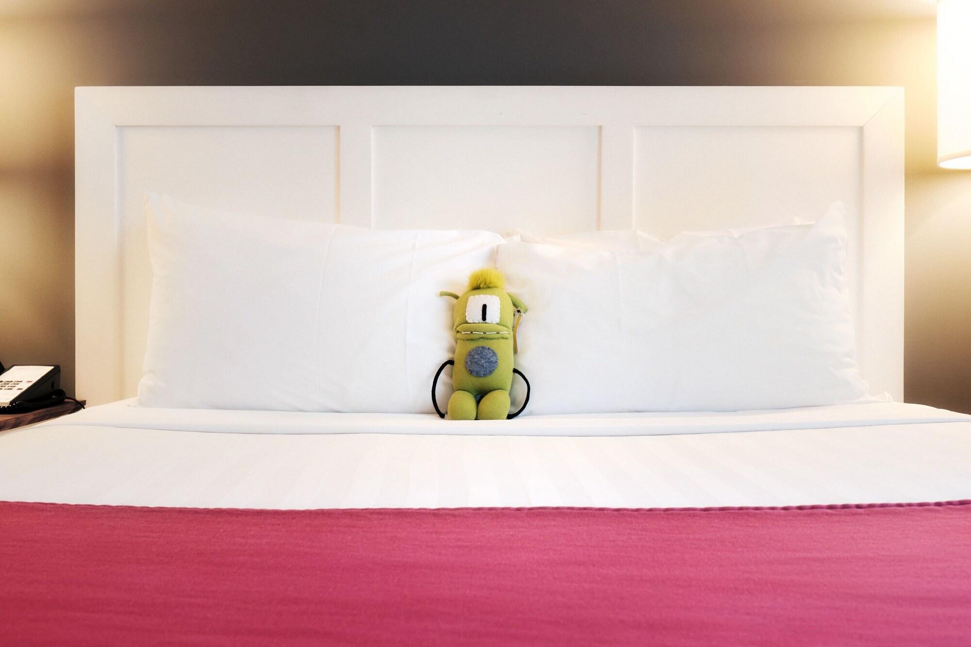 Summit Lodge Boutique Hotel By Paradox Whistler Bagian luar foto
