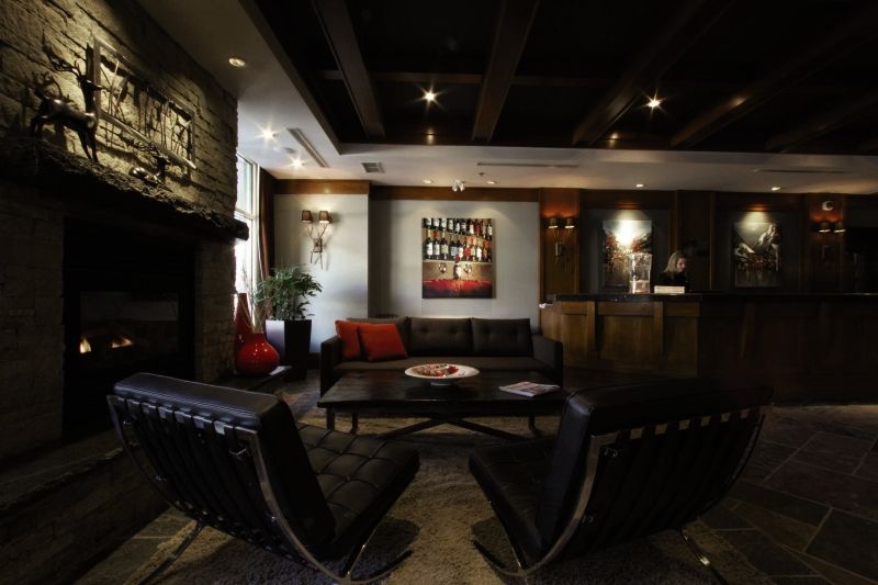 Summit Lodge Boutique Hotel By Paradox Whistler Bagian luar foto