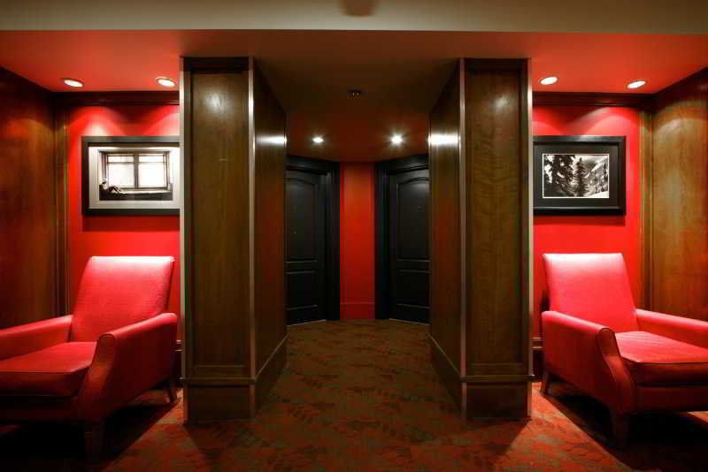 Summit Lodge Boutique Hotel By Paradox Whistler Bagian luar foto
